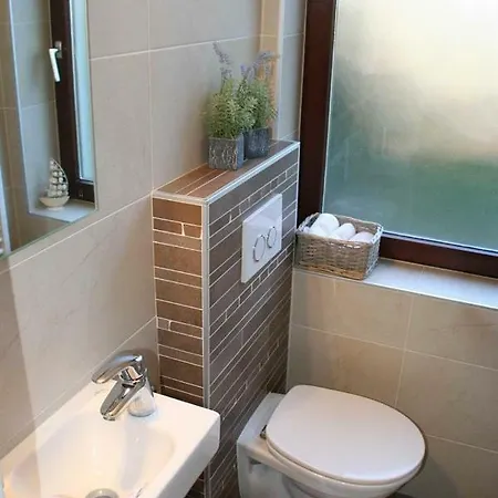 Ferienwohnung Haus Wiesengrund شقة